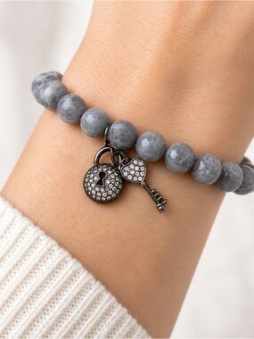 ✨ Gray Agate Beaded Bracelet | Lock & Key Charm | Effortless Everyday Luxe